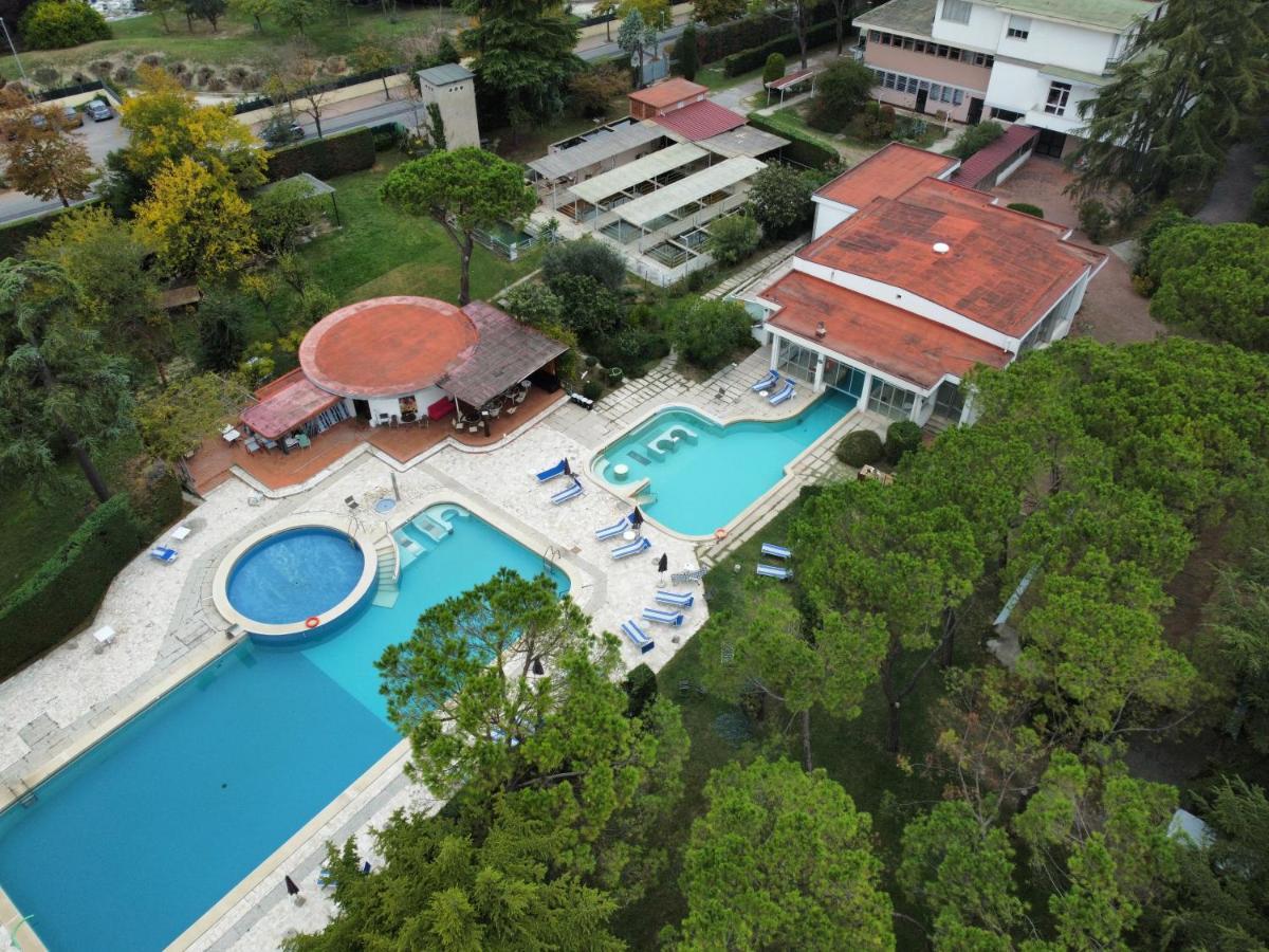 Hotel Terme Vulcania 몬테그로또테르메 외부 사진